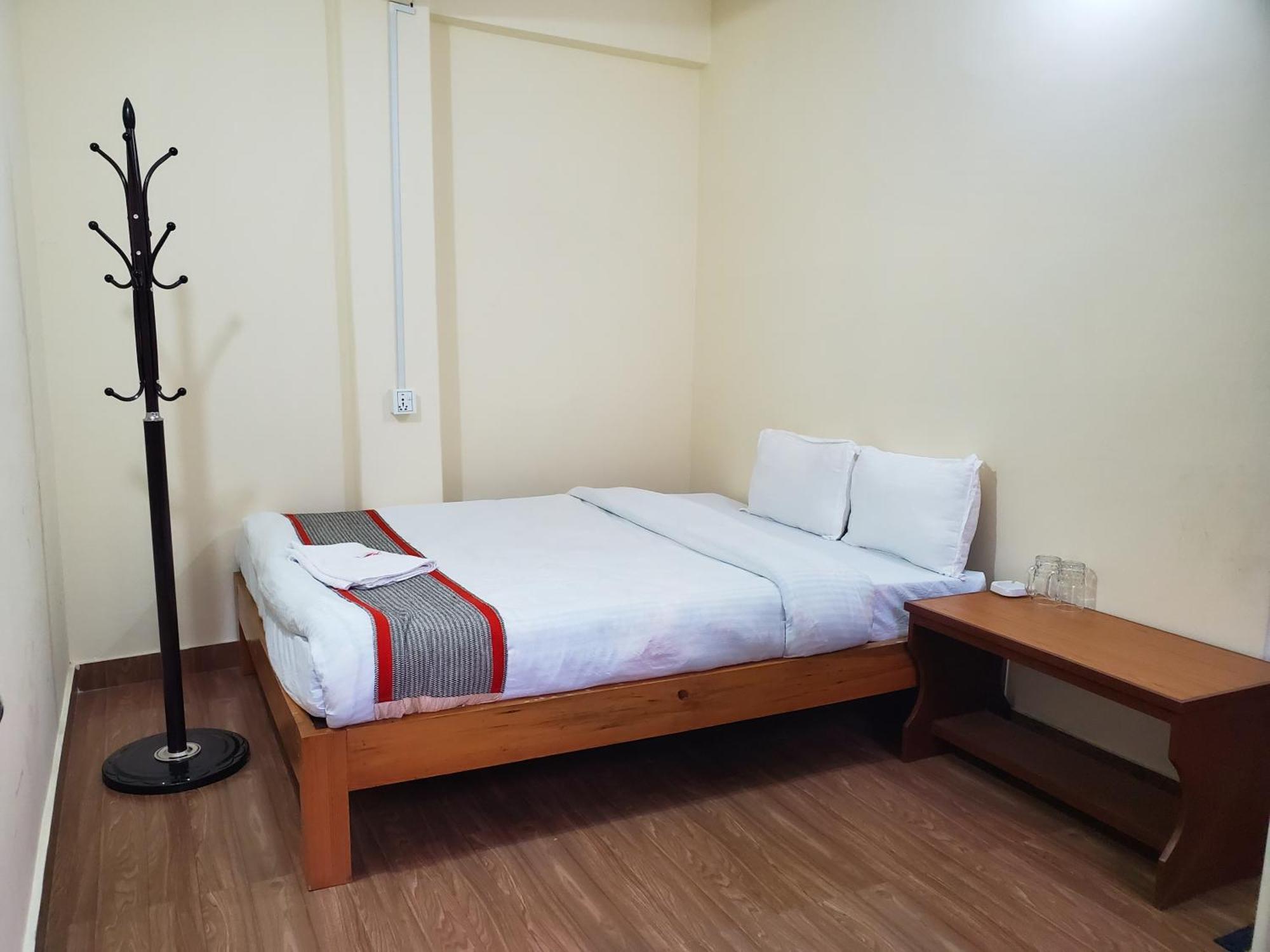 Santoshi Guest House, Ποκάρα Δωμάτιο φωτογραφία