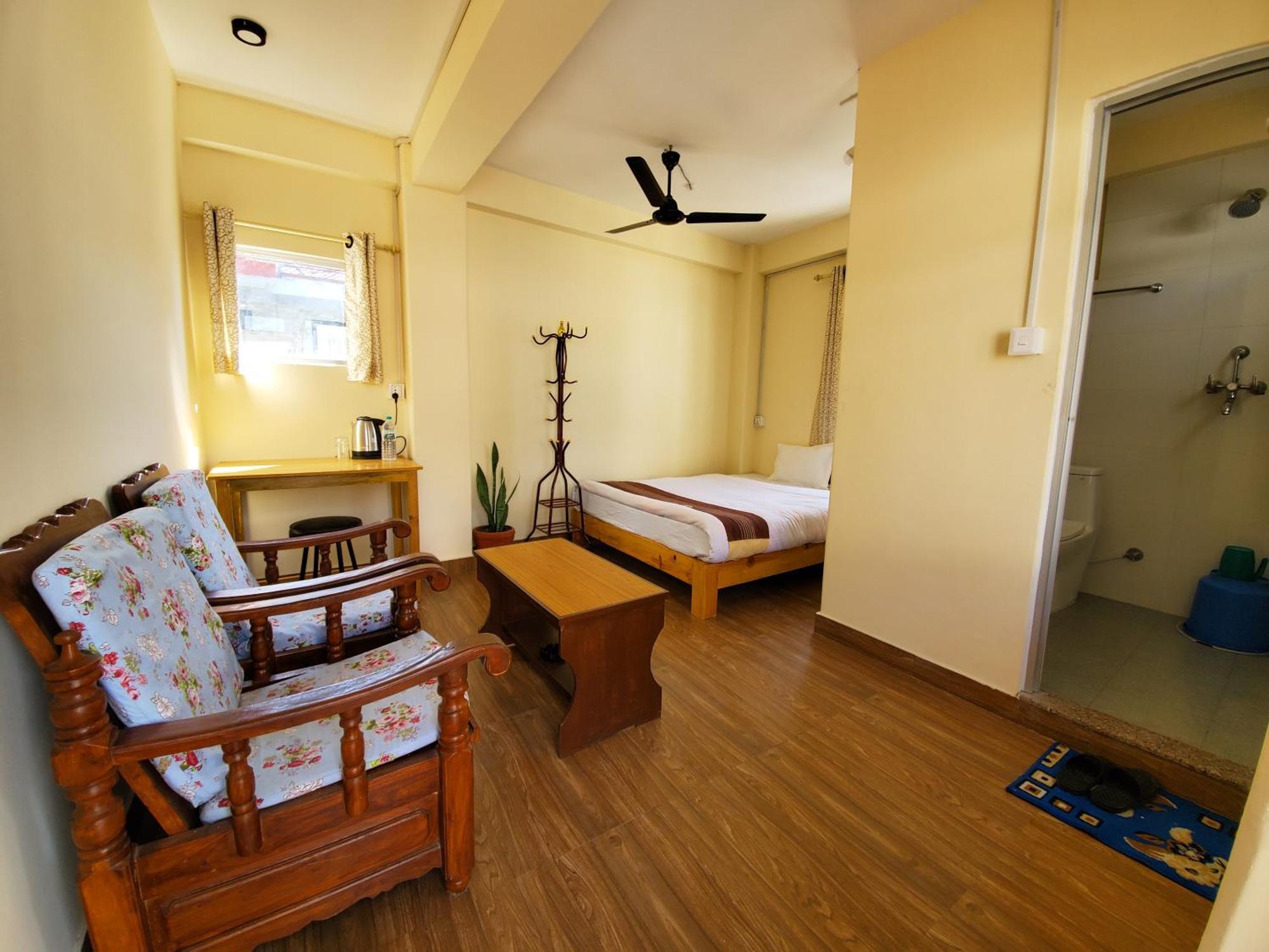 Santoshi Guest House, Ποκάρα Εξωτερικό φωτογραφία