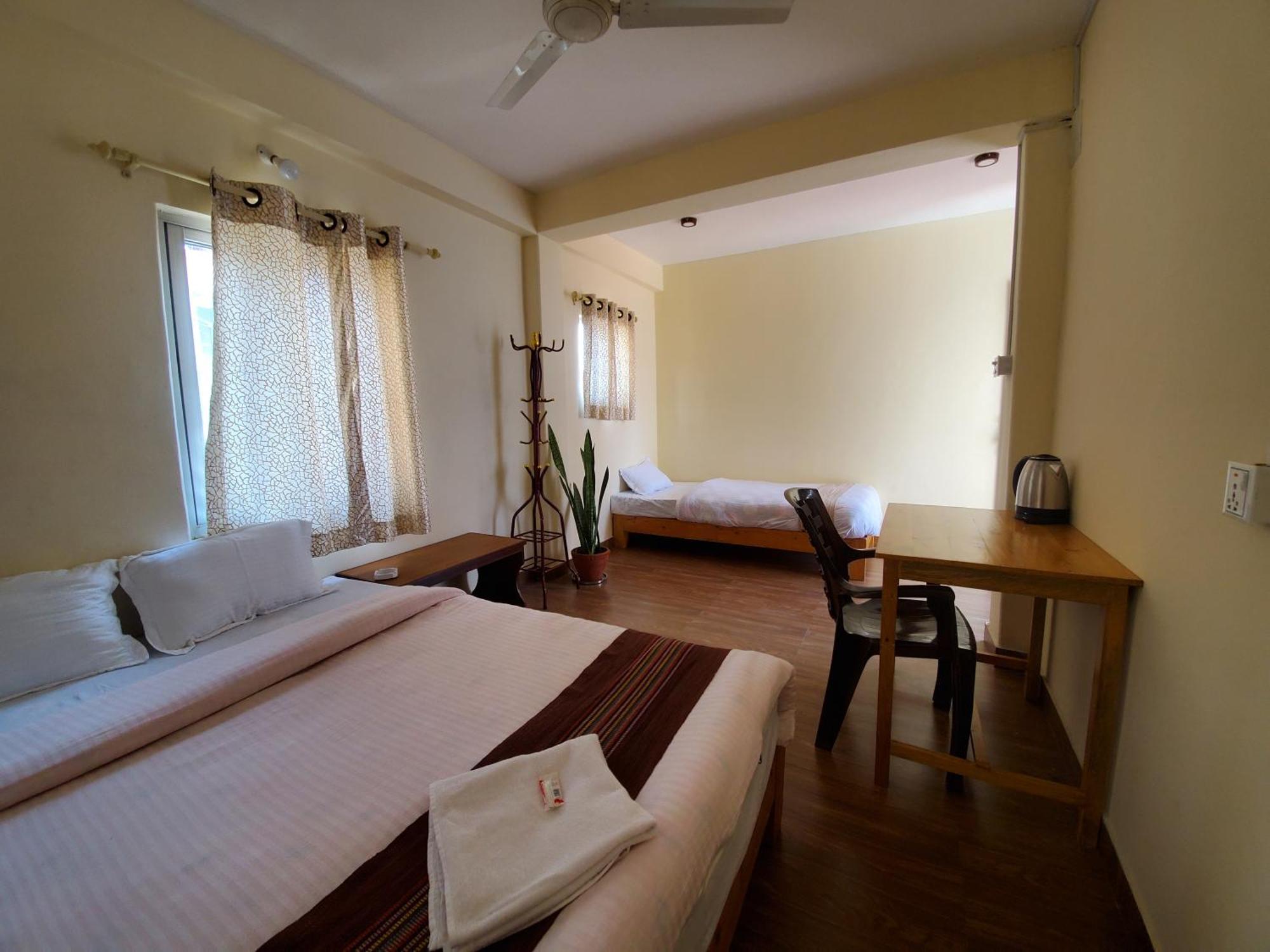 Santoshi Guest House, Ποκάρα Εξωτερικό φωτογραφία