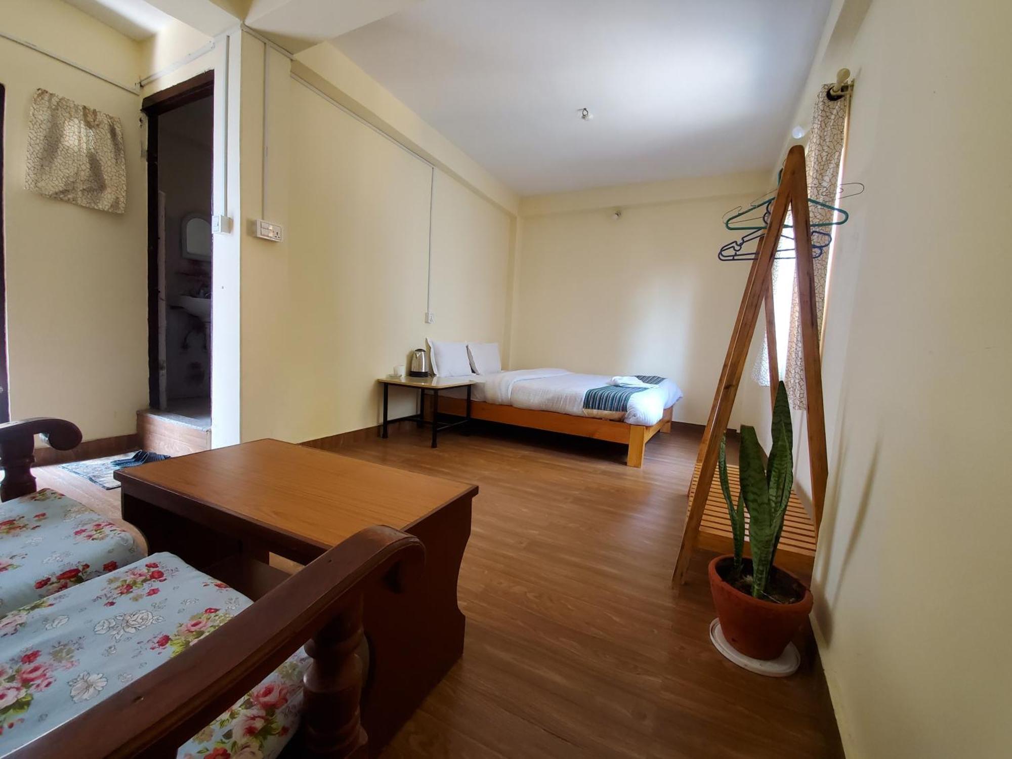 Santoshi Guest House, Ποκάρα Εξωτερικό φωτογραφία