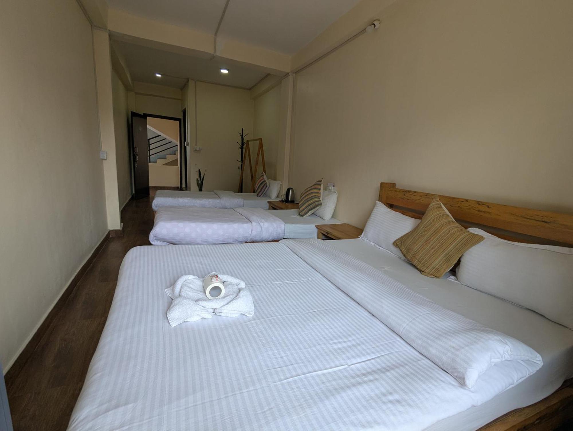 Santoshi Guest House, Ποκάρα Εξωτερικό φωτογραφία